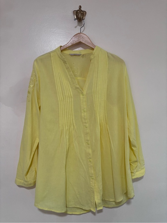 Soft Surroundings Tops - Soft Surroundings Lemon Yellow 100% Cotton Gauze Pintuck Blouse Embroidered